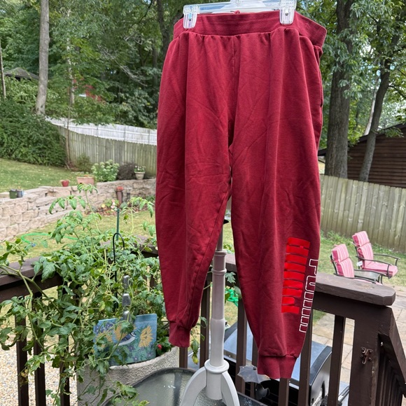 Puma Burgundy Sweatpants with Logo - Picture 1 of 6
